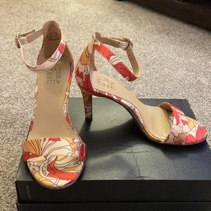 Naturalizer Kinsley size 7W, Papaya Print